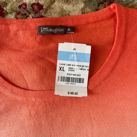 COPY - Sweater j McLaughlin - Picture 2 of 10